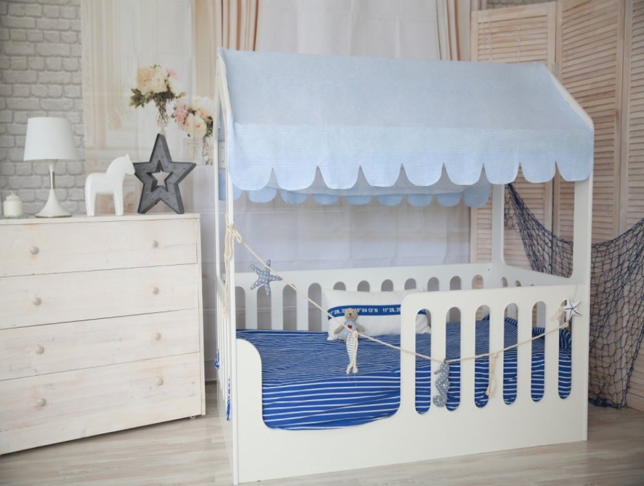 Кроватка домик 160х80