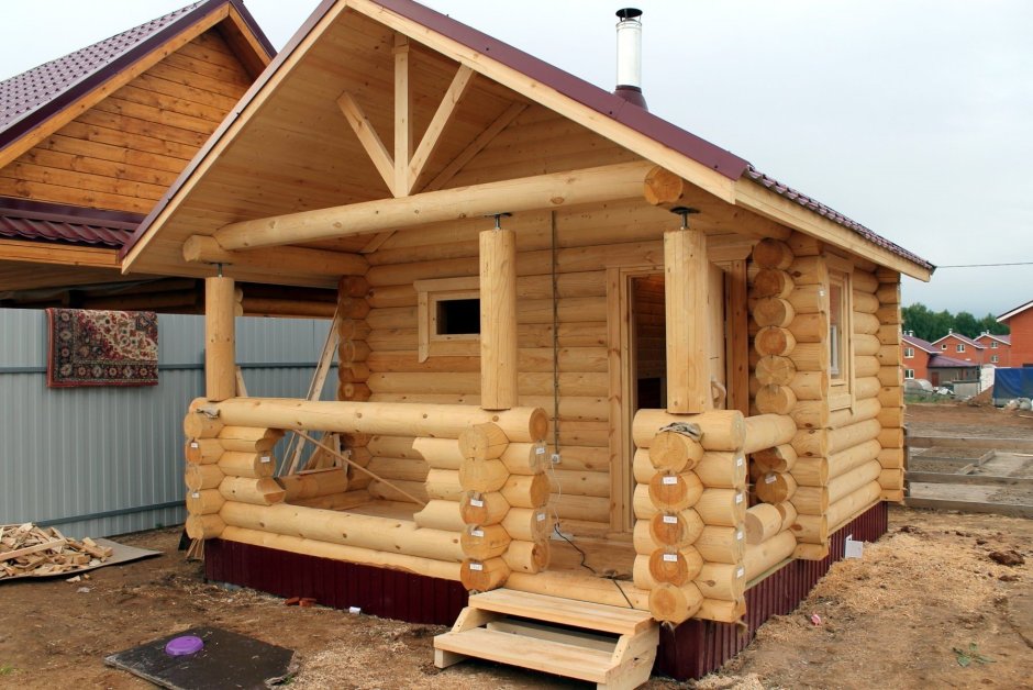 Баня 3х4 из оцилиндрованного бревна