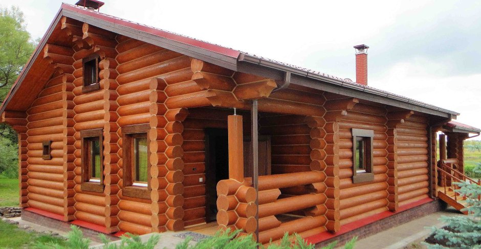 Дом-баня из оцилиндрованного бревна