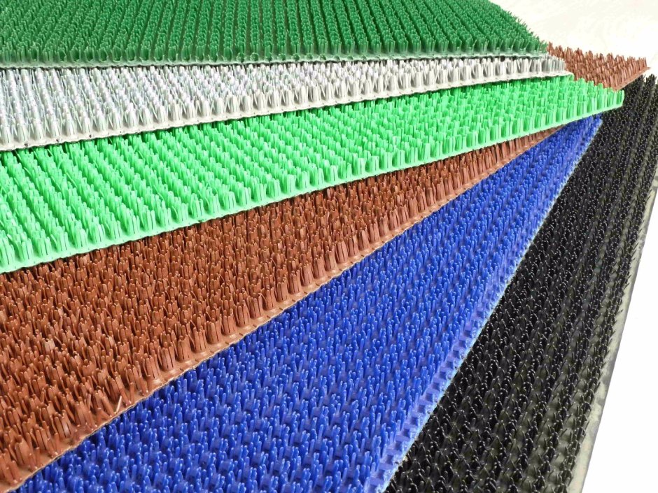 Щетинистое покрытие (зеленый) 0,9 м рулон 15 м (1)