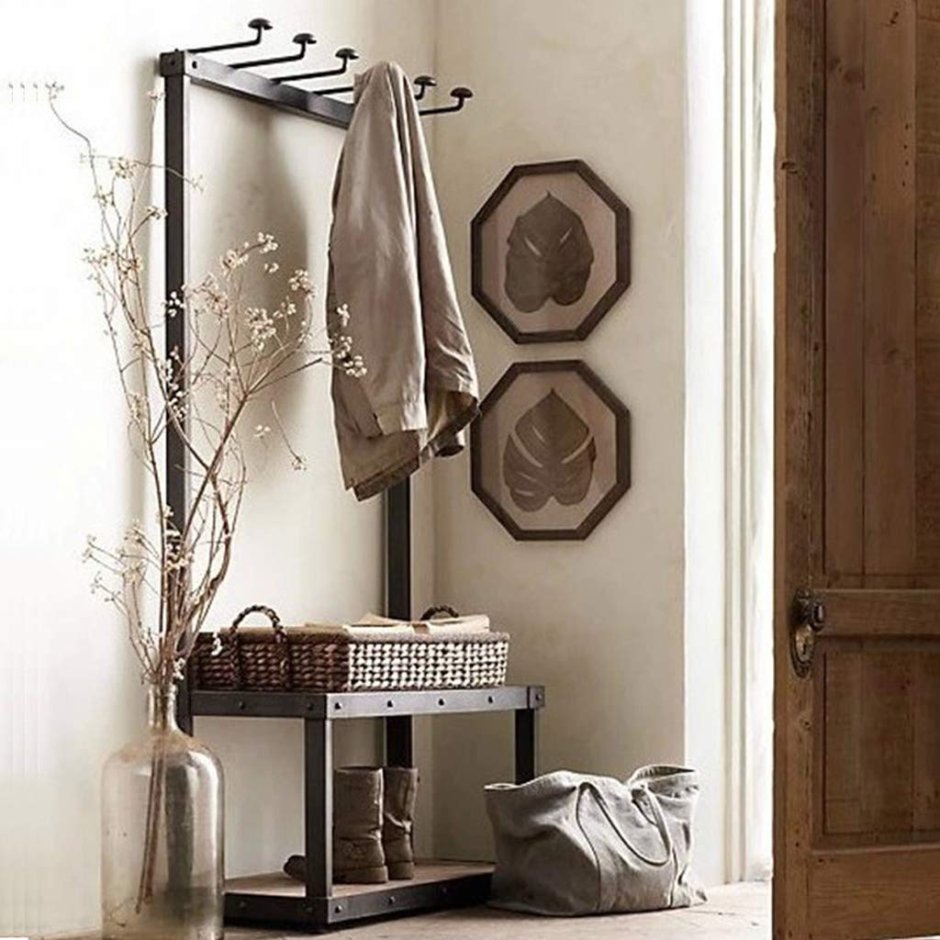 Вешалка в прихожую