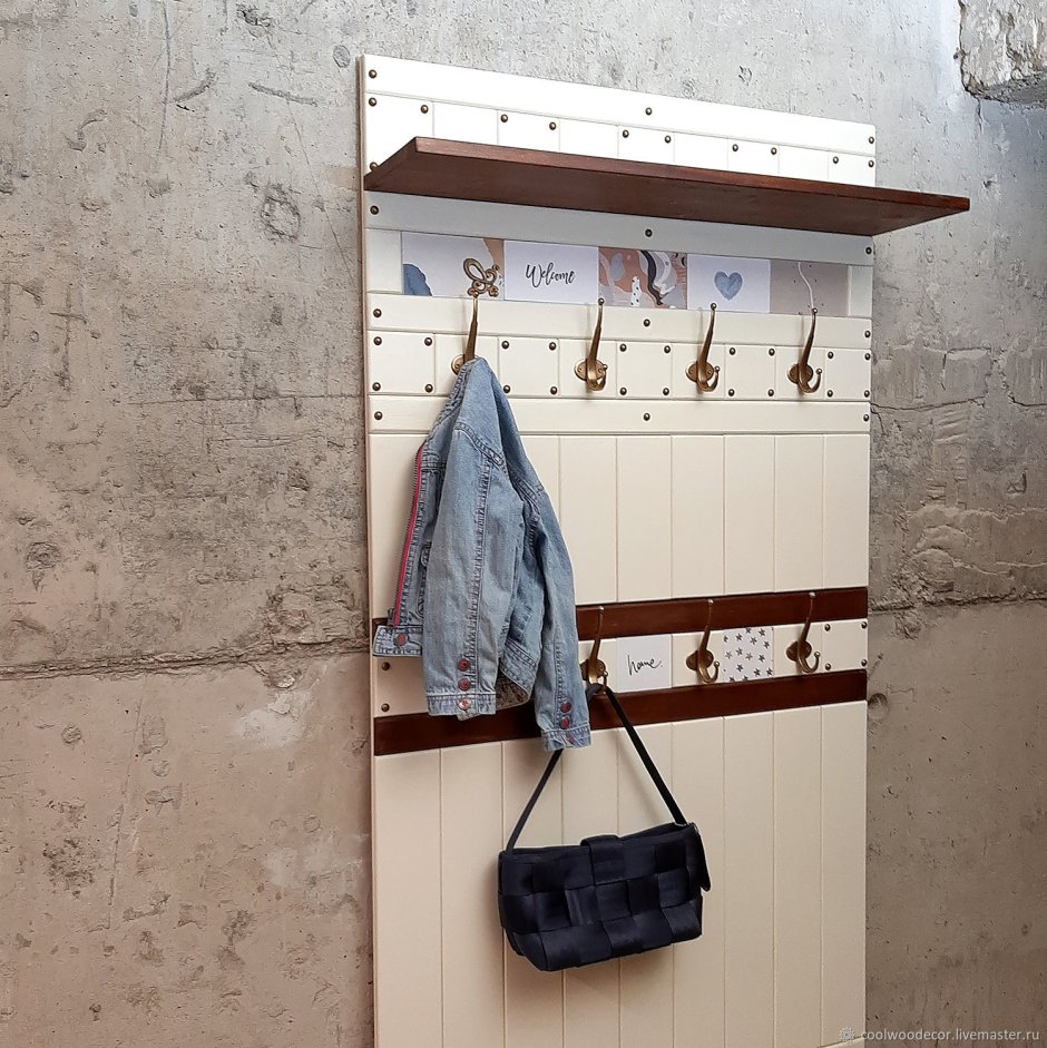 Вешалка на стену в прихожую