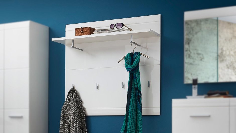 Вешалка с полкой в прихожую