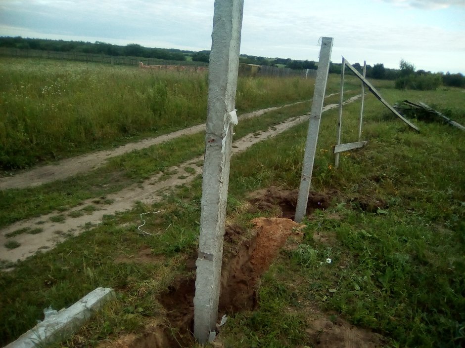 Железобетонные столбы для забора