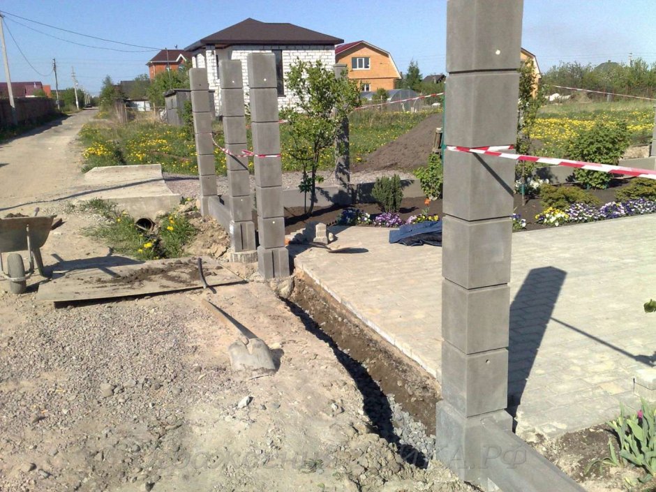 Бетонные столбы для ворот