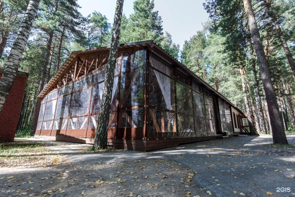 Кафе Лесное веранда