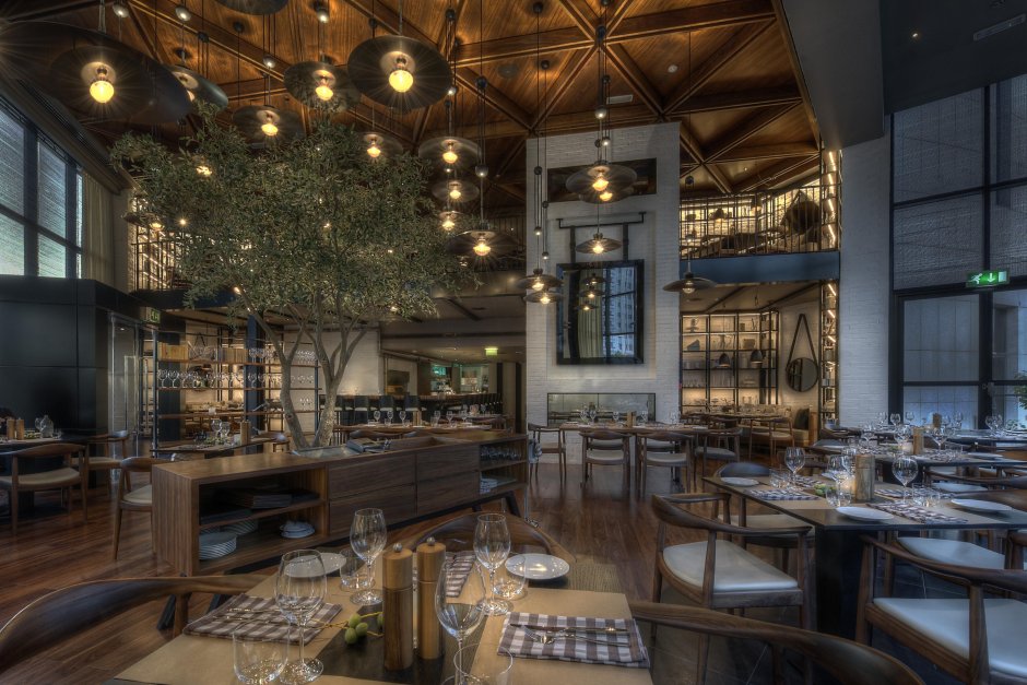 Красивое освещение в ресторане