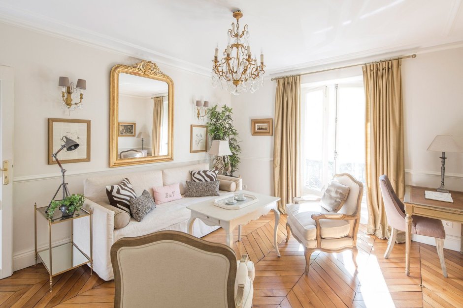 Комната во французском стиле