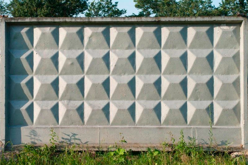 Борис Лахман бетонный забор