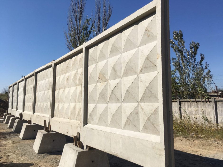 Плита ограждения железобетонная ЗПБ 40.20