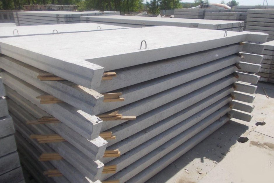 Плита забора железобетонная п-6в 4000х16х2500