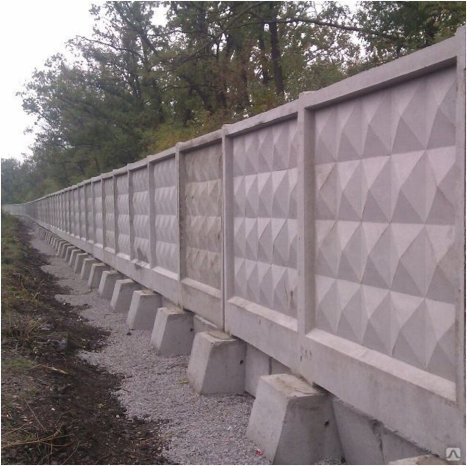 Борис Лахман бетонный забор