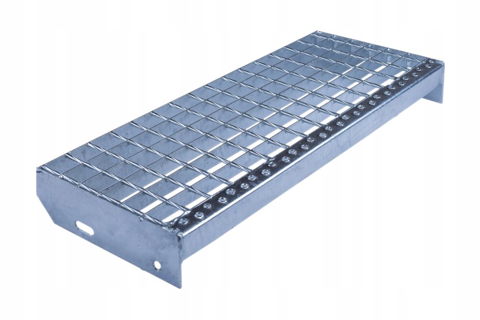 Ступень из решетчатого настила 1200