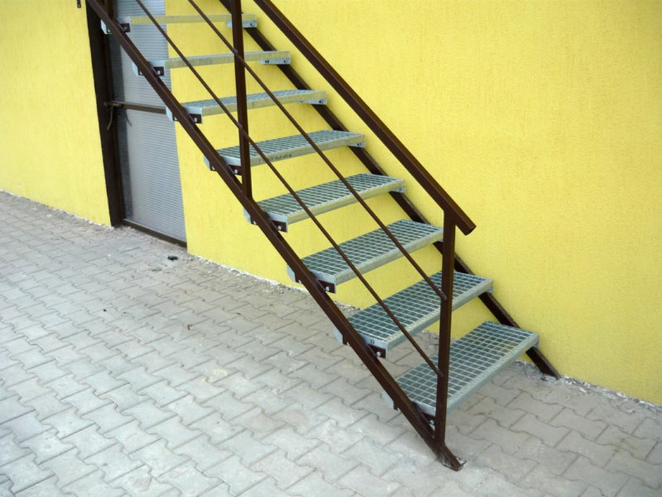 Металлические ступени 600мм