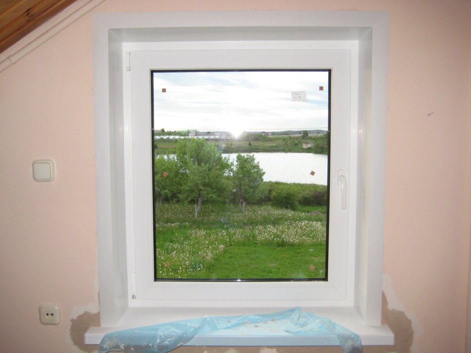 Одностворчатое пластиковое окно