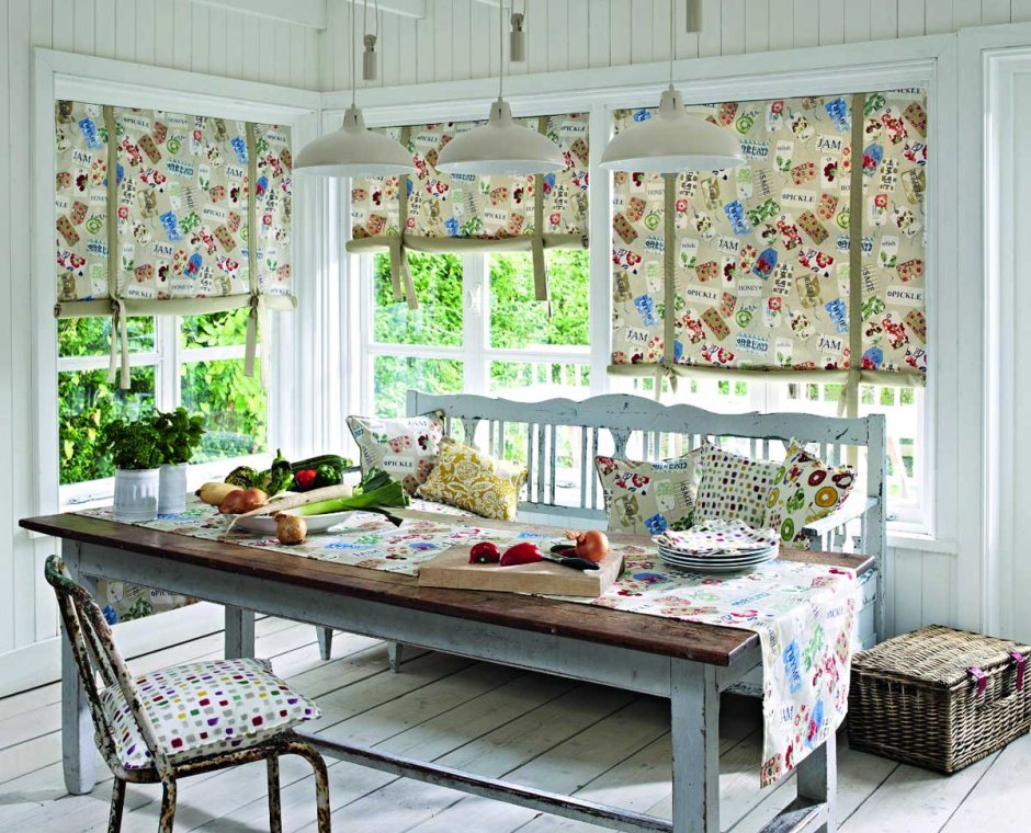 Laura Ashley римские шторы