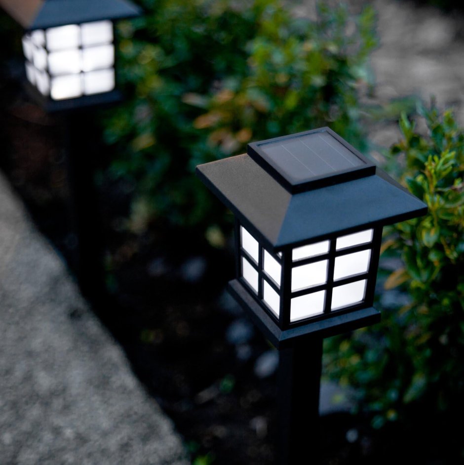 Ландшафтный светильник на солнечной батарее Solar Light