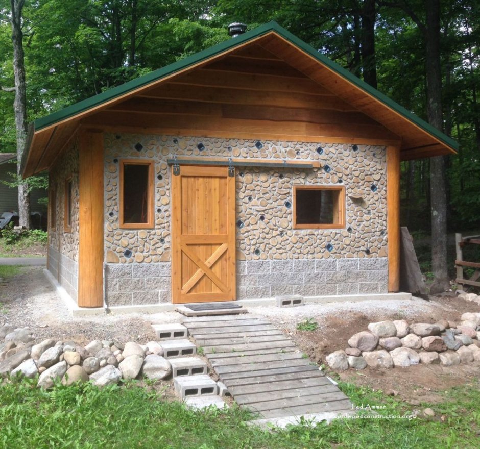 Дом из дров своими руками. Глиночурка кордвуд. Кордвуд (Cordwood). Глиночурка дом технология. Канадская технология Cordwood.