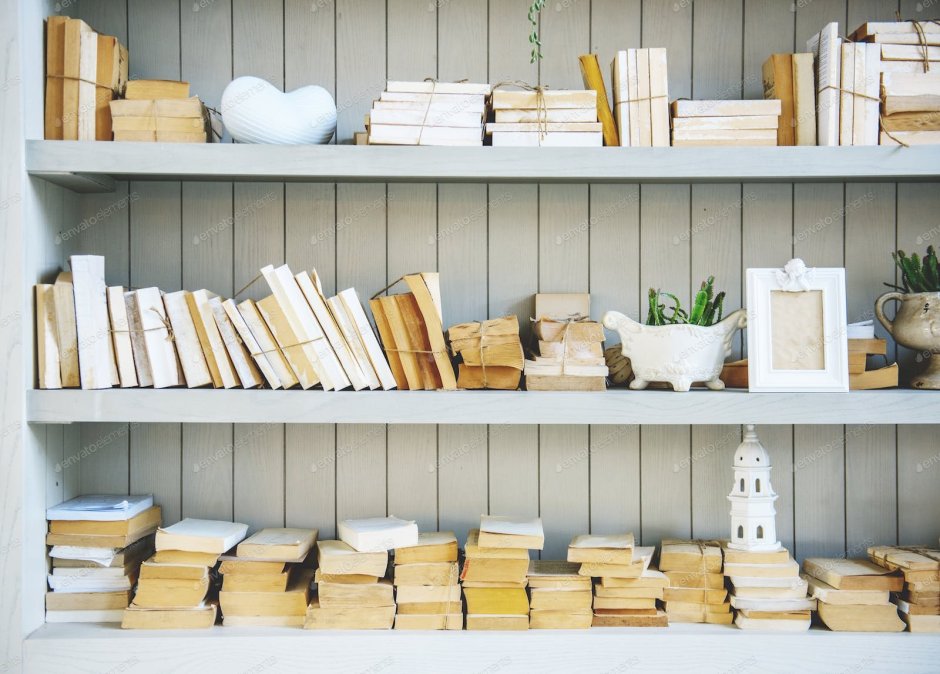 Полка для книг
