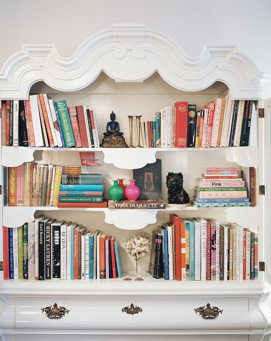 Винтажные книжные полки