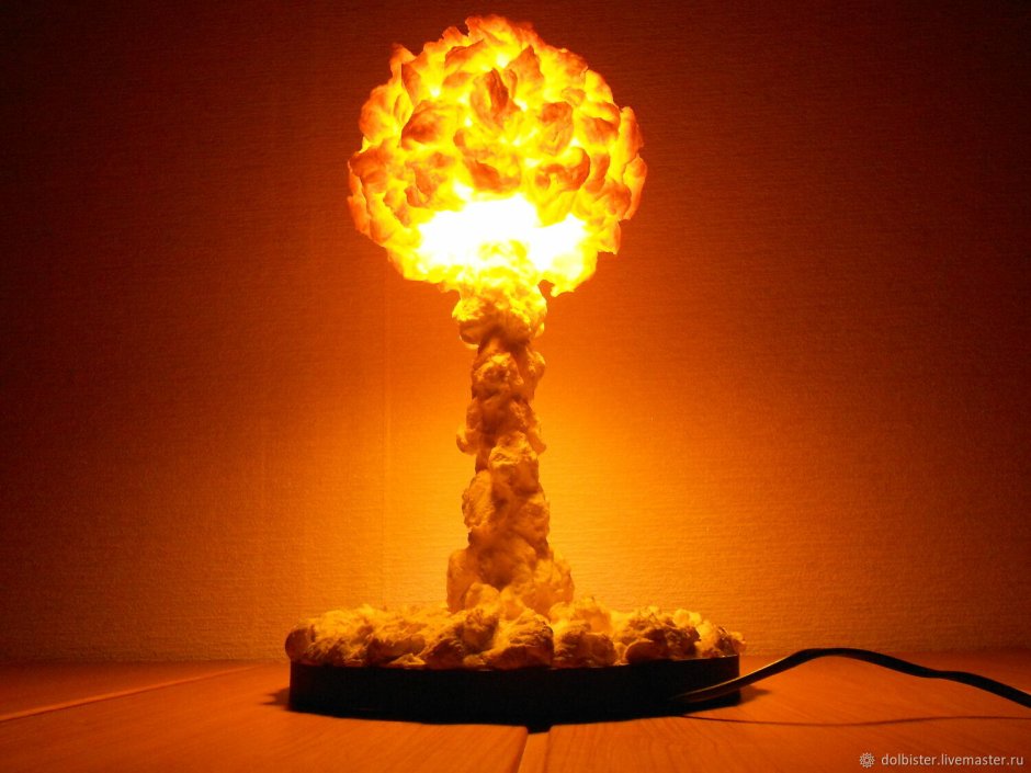 Лампа взрыв ядерный в стекле
